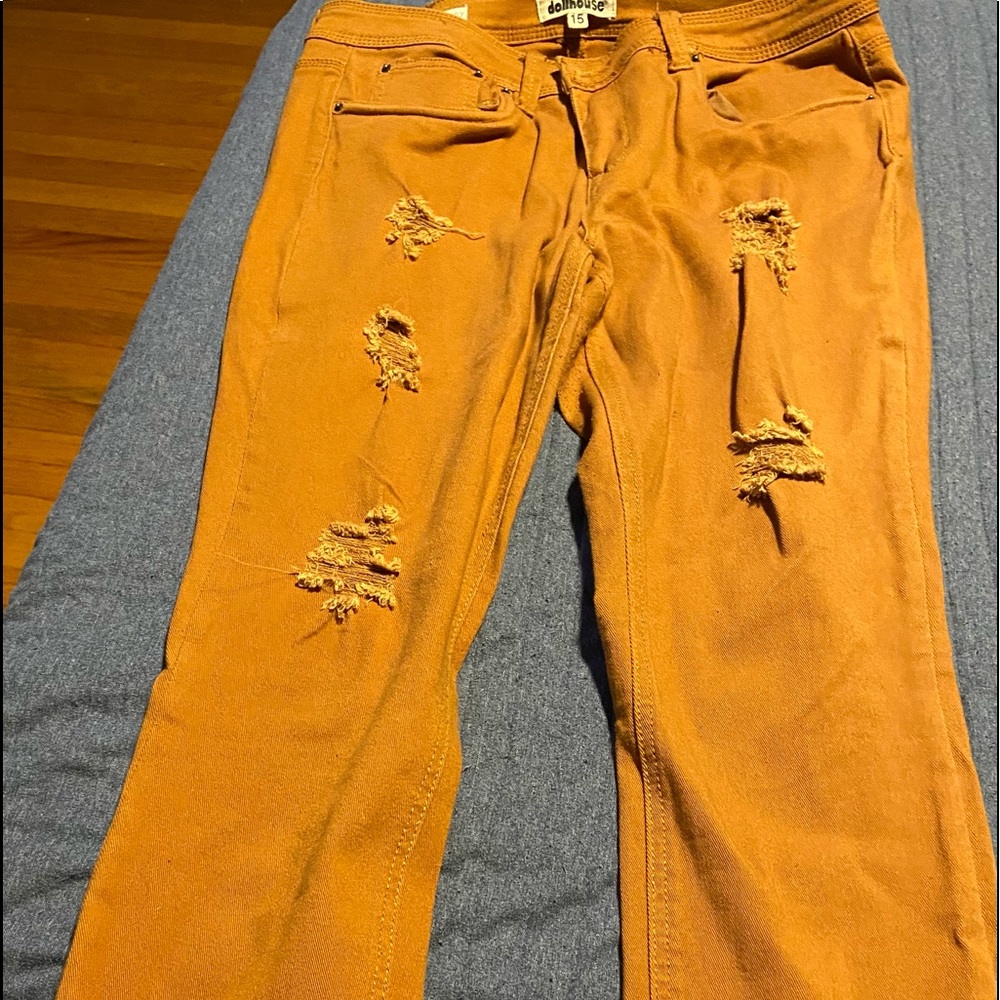 Junior doll house ripped jeans new never worn excellent condition